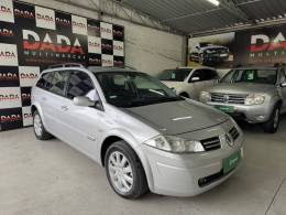 RENAULT - MÉGANE - 2011/2012 - Prata - R$ 31.900,00