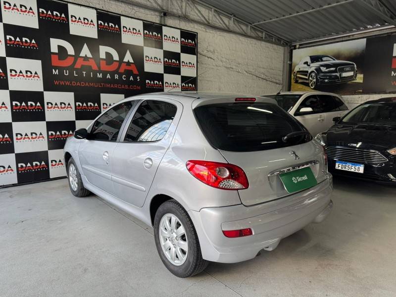 PEUGEOT - 207 - 2010/2011 - Prata - R$ 25.900,00
