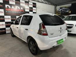 RENAULT - SANDERO - 2013/2014 - Branca - R$ 38.900,00