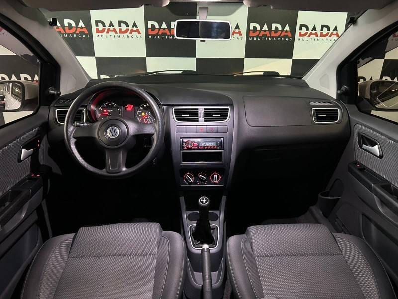 VOLKSWAGEN - FOX - 2011/2012 - Branca - R$ 32.900,00