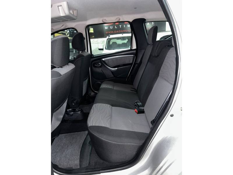 RENAULT - DUSTER - 2012/2013 - Prata - R$ 51.900,00