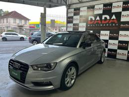 AUDI - A3 - 2015/2016 - Prata - R$ 116.900,00