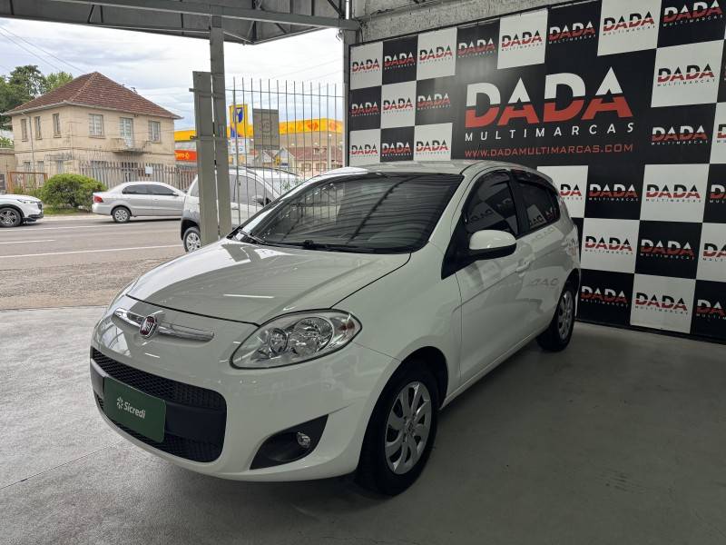 FIAT - PALIO - 2014/2014 - Branca - R$ 35.900,00