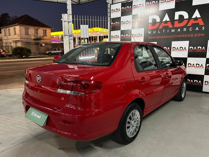 FIAT - SIENA - 2010/2011 - Vermelha - R$ 32.900,00