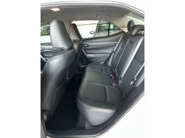 TOYOTA - COROLLA - 2019/2019 - Branca - R$ 105.900,00