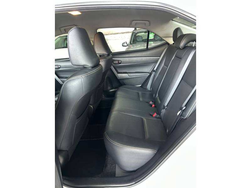 TOYOTA - COROLLA - 2019/2019 - Branca - R$ 105.900,00