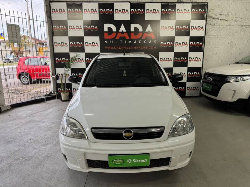 CHEVROLET - CORSA - 2010/2011 - Branca - R$ 32.900,00