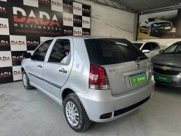 FIAT - PALIO - 2013/2014 - Prata - R$ 35.900,00