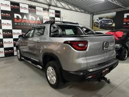 FIAT - TORO - 2021/2022 - Prata - R$ 108.900,00