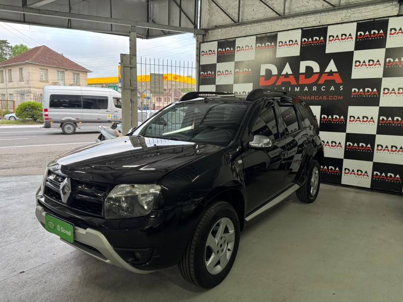 RENAULT - DUSTER - 2011/2012 - Preta - R$ 45.900,00