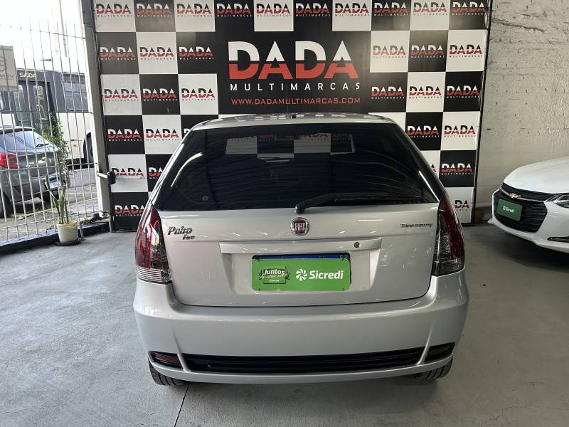 FIAT - PALIO - 2013/2014 - Prata - R$ 35.900,00