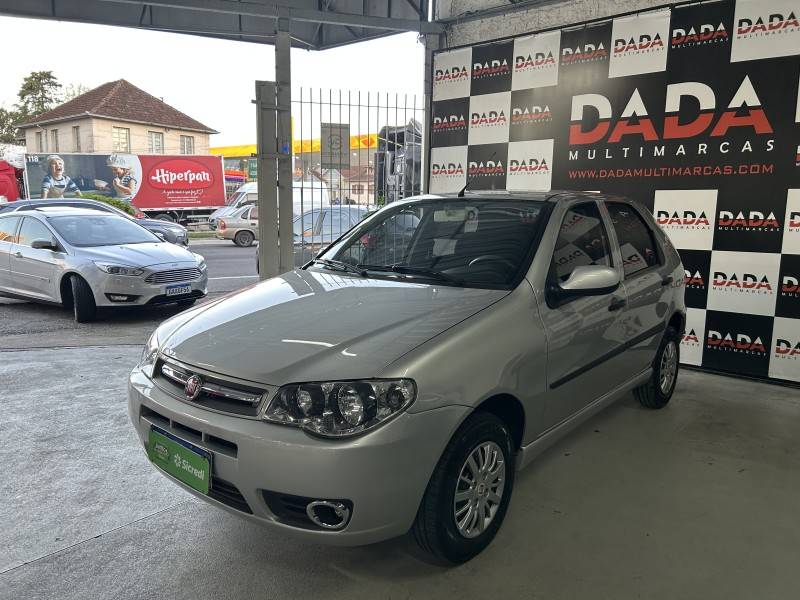 FIAT - PALIO - 2013/2014 - Prata - R$ 35.900,00