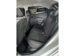 CHEVROLET - ONIX - 2019/2019 - Branca - R$ 65.900,00