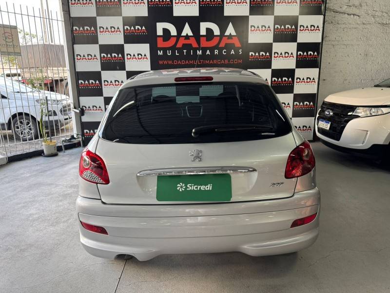 PEUGEOT - 207 - 2010/2011 - Prata - R$ 25.900,00
