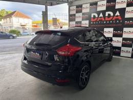 FORD - FOCUS - 2016/2016 - Preta - R$ 71.900,00