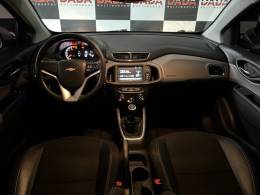 CHEVROLET - ONIX - 2019/2019 - Branca - R$ 65.900,00