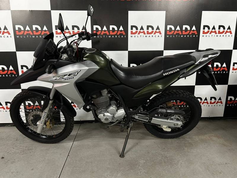 HONDA - XRE 300 - 2018/2018 - Verde - R$ 23.900,00