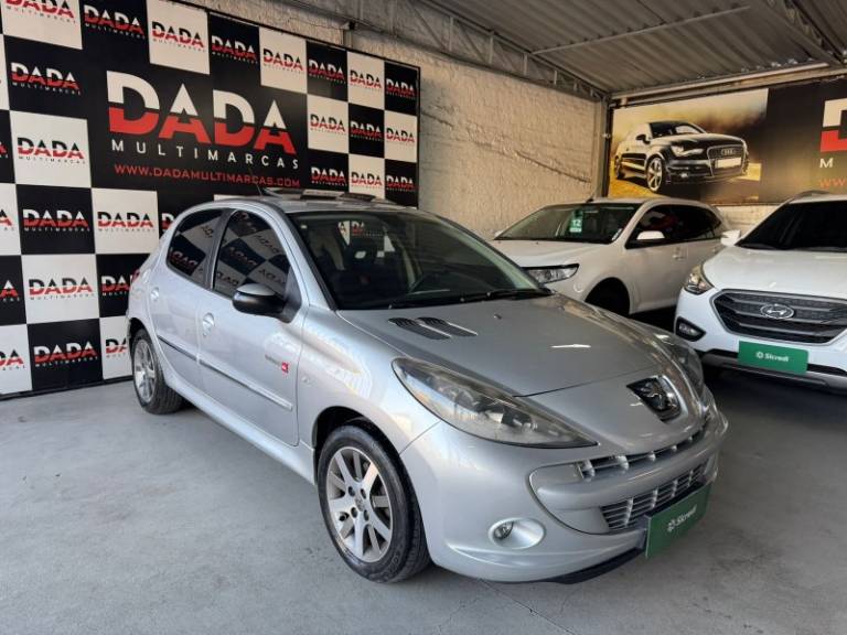 PEUGEOT - 207 - 2012/2013 - Prata - R$ 33.900,00