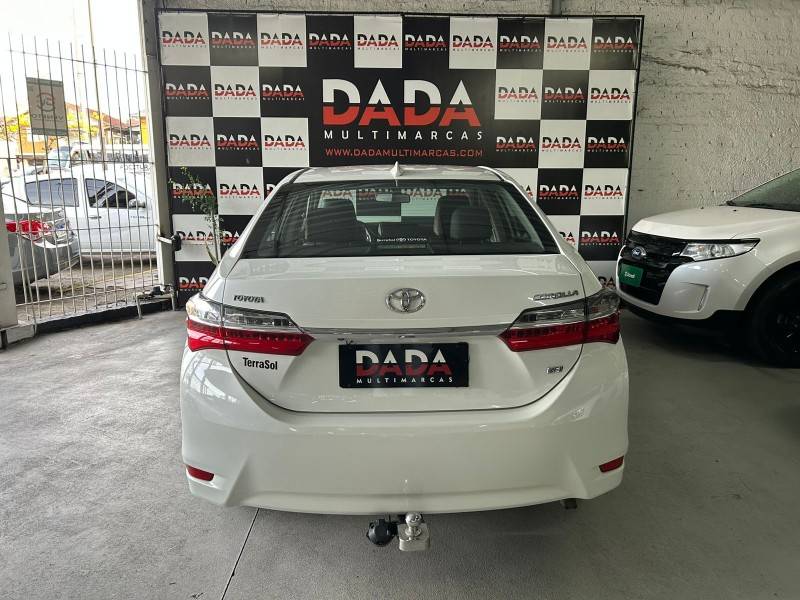 TOYOTA - COROLLA - 2019/2019 - Branca - R$ 105.900,00