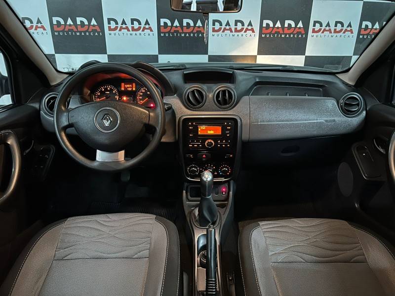 RENAULT - DUSTER - 2012/2013 - Prata - R$ 51.900,00