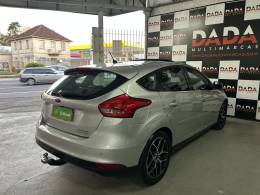 FORD - FOCUS - 2015/2016 - Prata - R$ 72.900,00