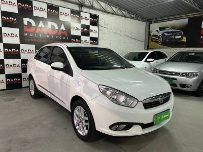FIAT - GRAND SIENA - 2014/2015 - Branca - R$ 43.900,00