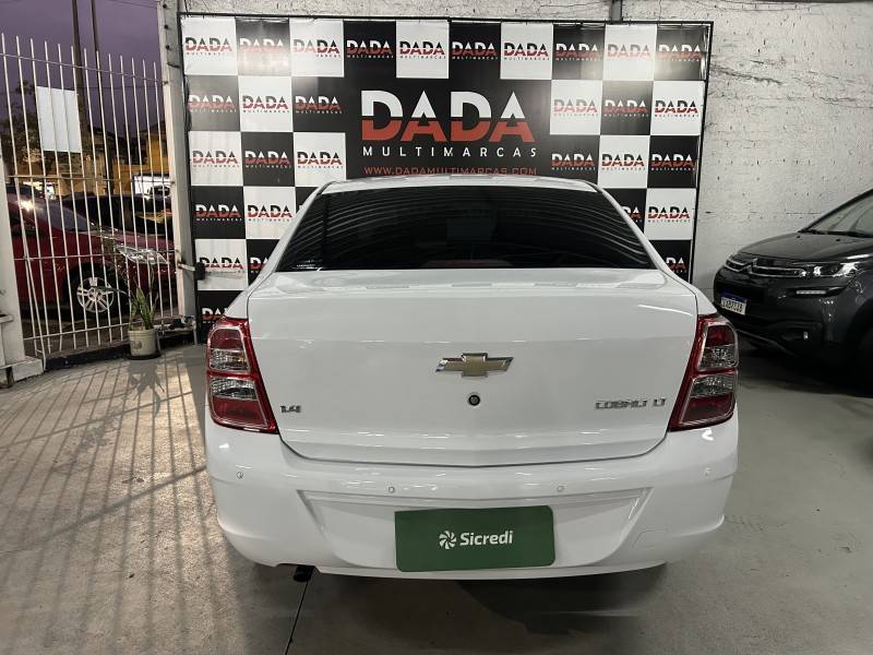 CHEVROLET - COBALT - 2015/2015 - Branca - R$ 47.900,00