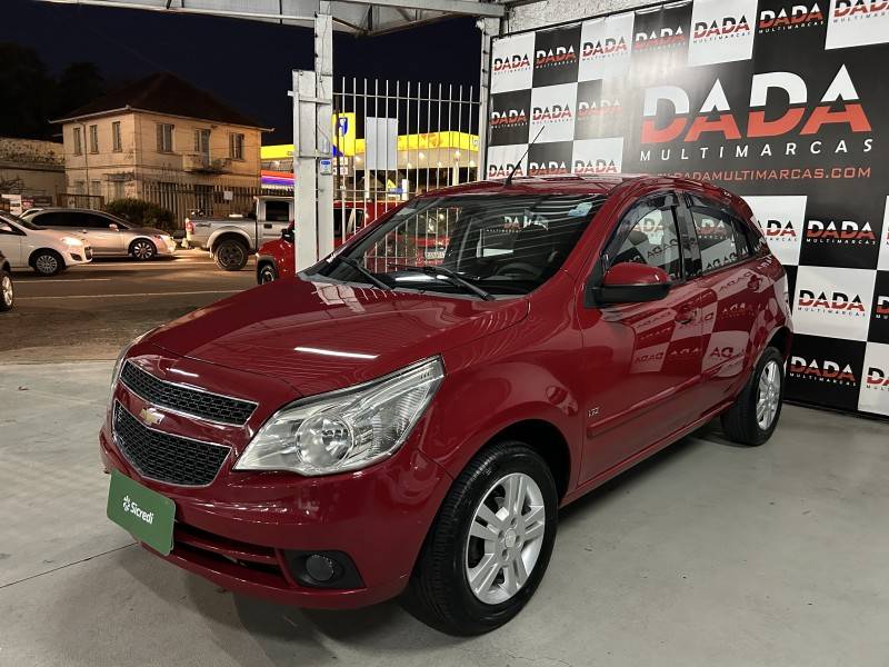 CHEVROLET - AGILE - 2011/2011 - Vermelha - R$ 37.900,00