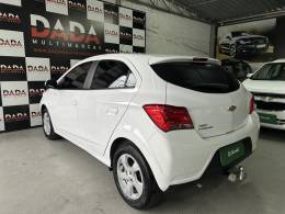 CHEVROLET - ONIX - 2019/2019 - Branca - R$ 65.900,00