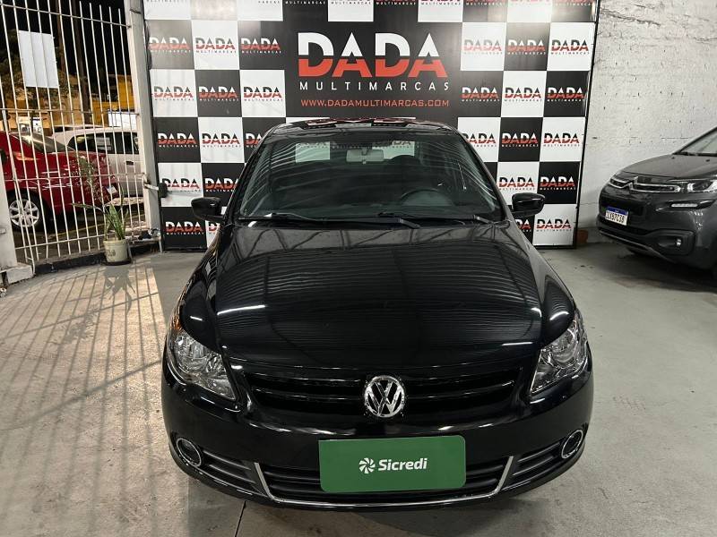 VOLKSWAGEN - VOYAGE - 2008/2009 - Preta - R$ 38.900,00